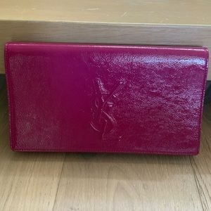 YVES SAINT LAURENT PATENT BELLE DU JOUR CLUTCH